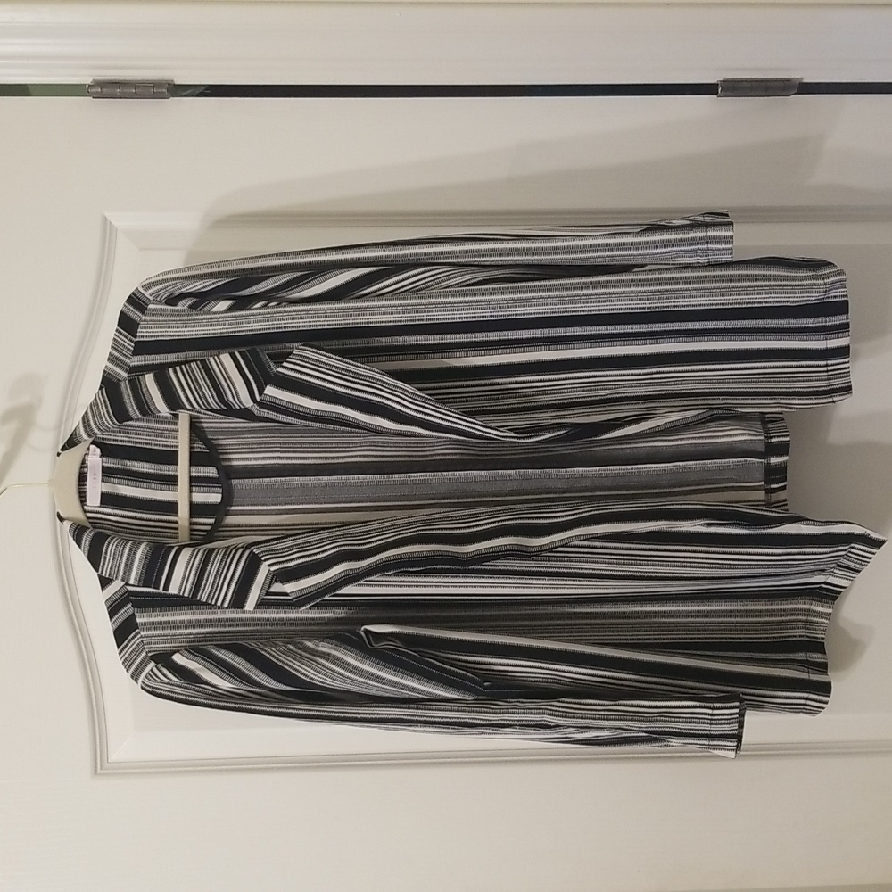 Lush Novak Crepe Blake And White Striped Long Sleeve Blazer Size L
